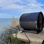 Alimpij - 5m From The Sea By Interhome