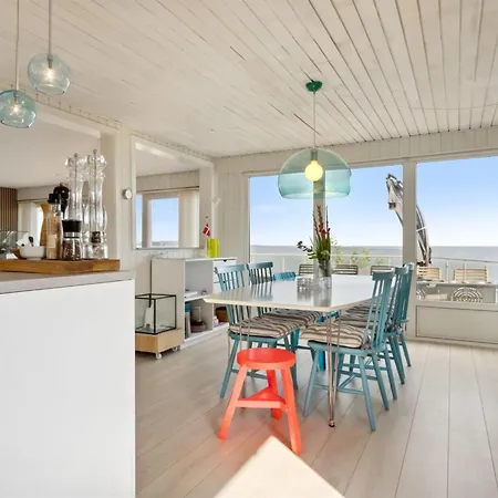 度假居 Alimpij - 5m From The Sea By Interhome 宝可波
