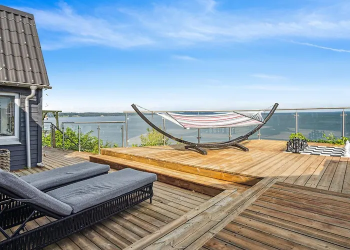 Holiday home Alimpij - 5m From The Sea By Interhome *